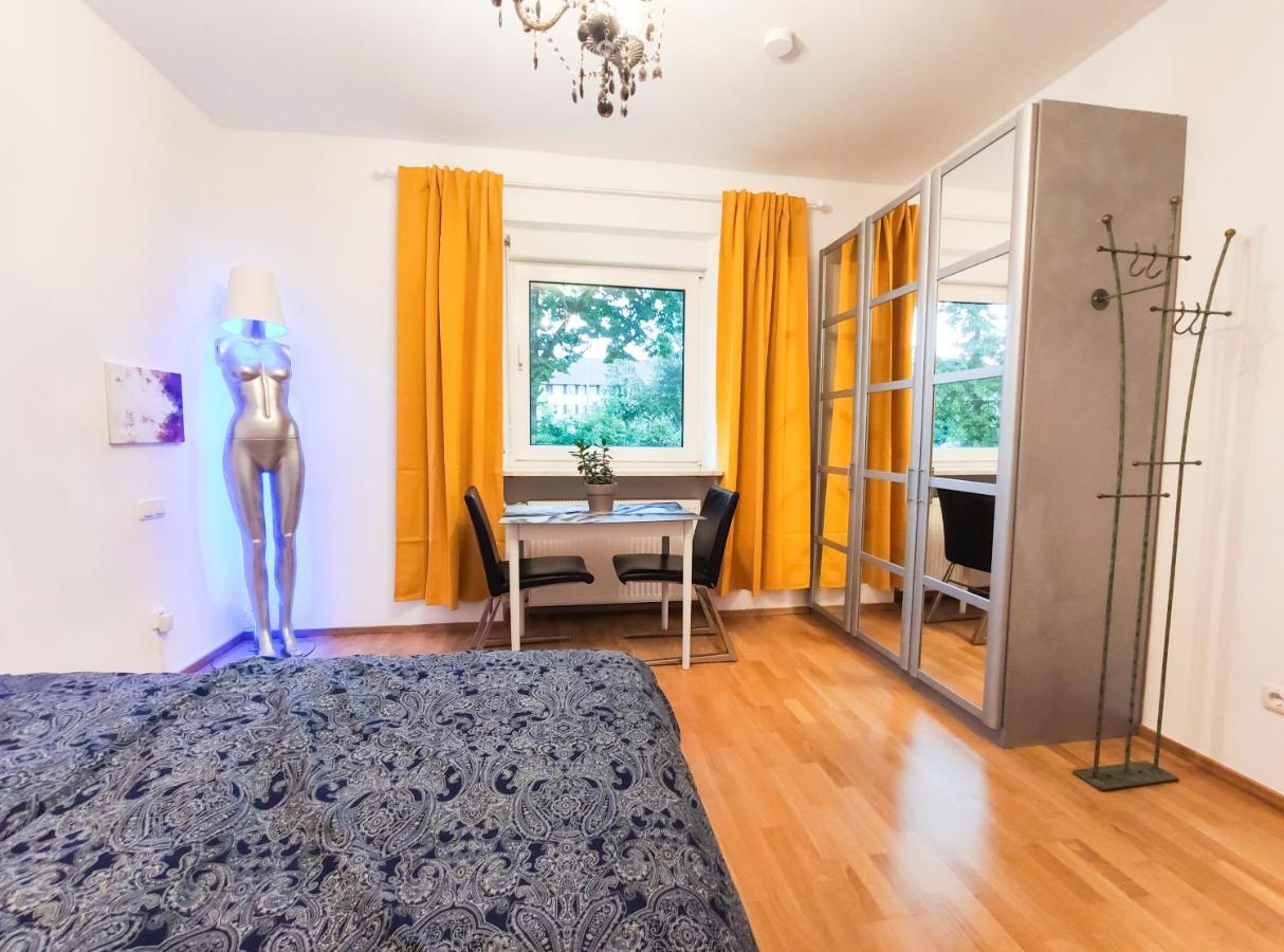 Modernes Zimmer am Park mit Garten, Hühner&Enten Múnich Exterior foto